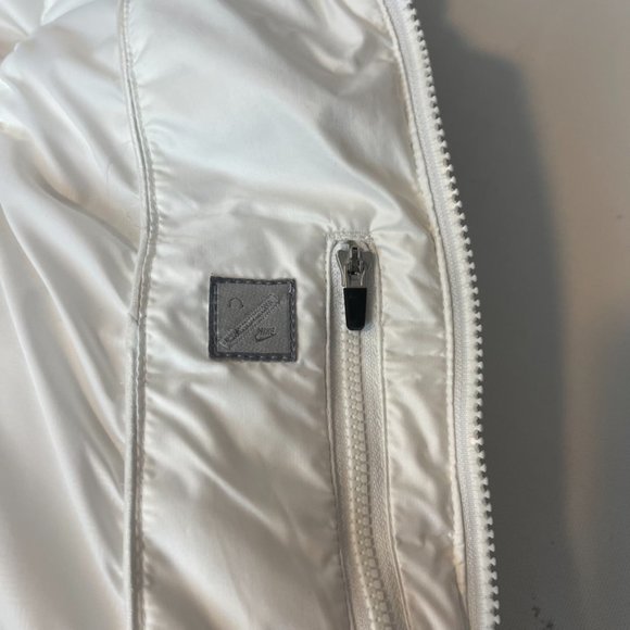 Nike Down  Sleeveless Puffer Vest size M - Picture 10 of 14